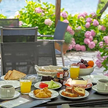 Hotel Cleopatra 2*